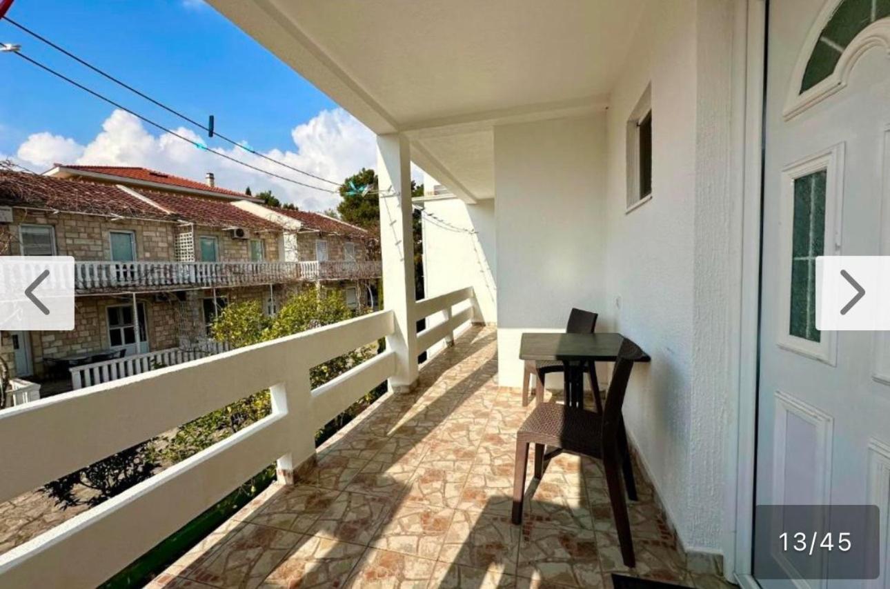 Maki Apartments - Plavi Horizonti Beach Тиват Екстер'єр фото