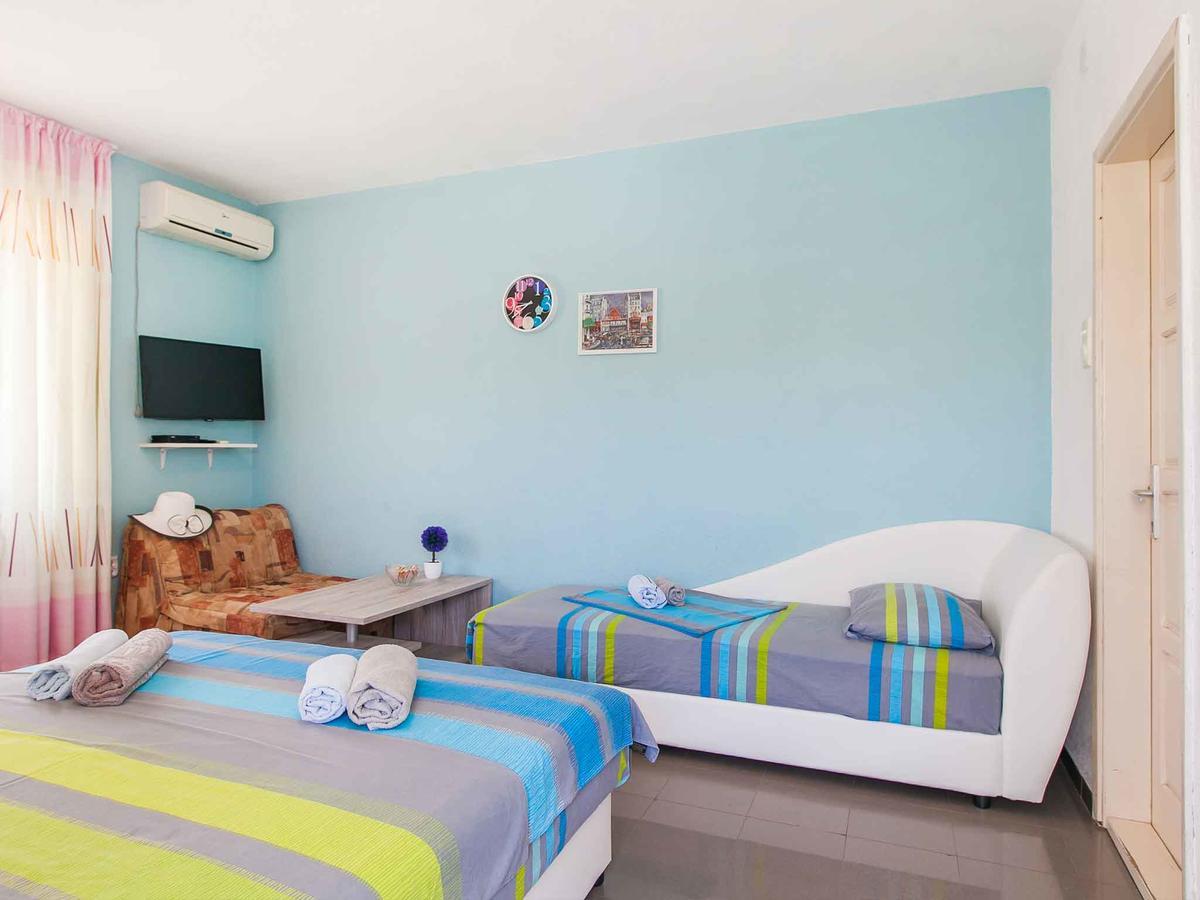 Maki Apartments - Plavi Horizonti Beach Тиват Екстер'єр фото