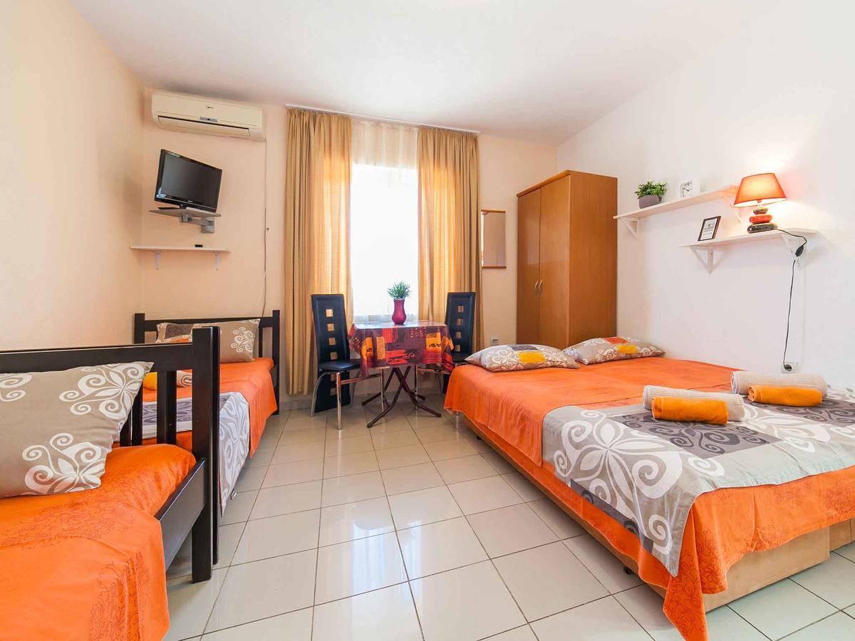 Maki Apartments - Plavi Horizonti Beach Тиват Екстер'єр фото