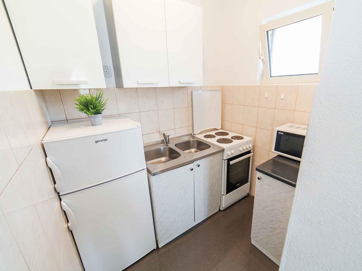 Maki Apartments - Plavi Horizonti Beach Тиват Екстер'єр фото